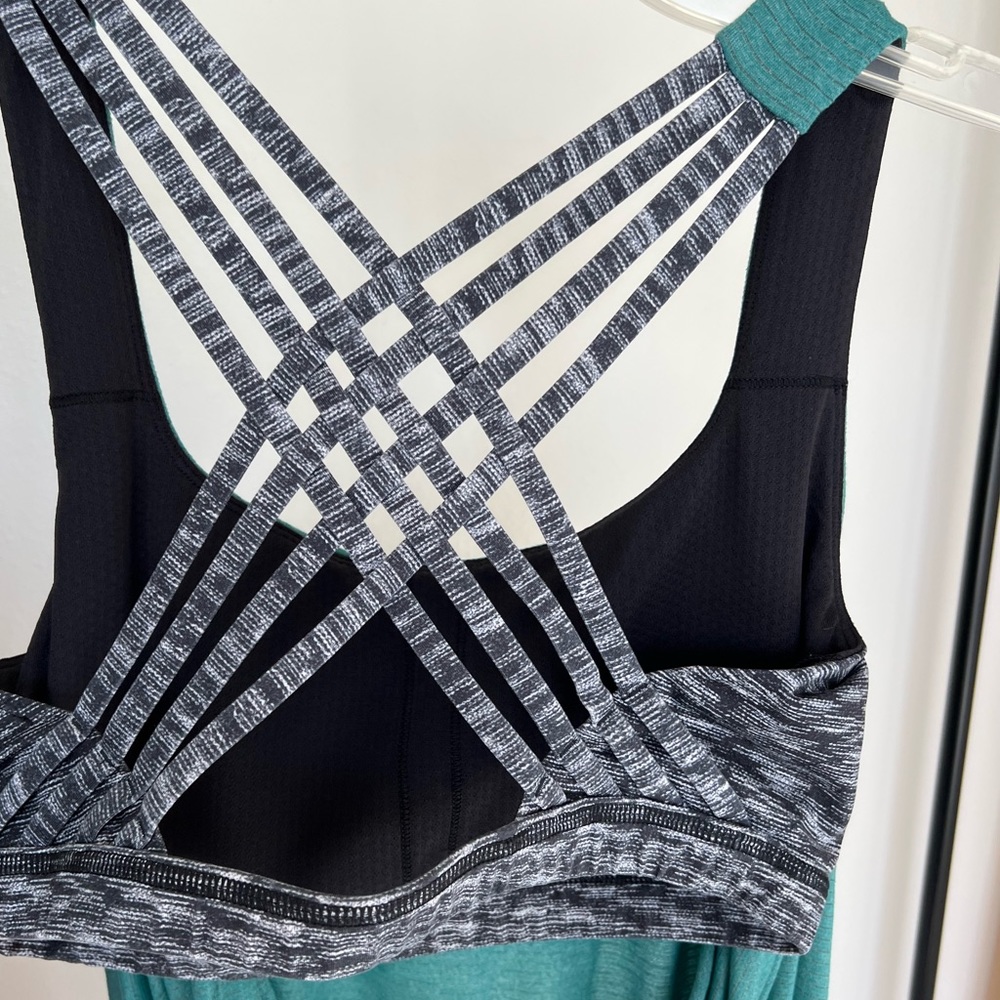 LULULEMON TANK 2 for 1 BUNDLE DEAL